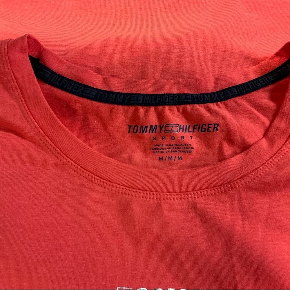 Tommy Hilfiger short Sleeve Tee - Picture 3 of 4